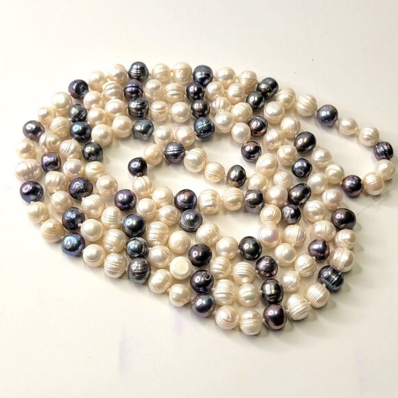 Long Pearl Necklace - Picture 2 of 7